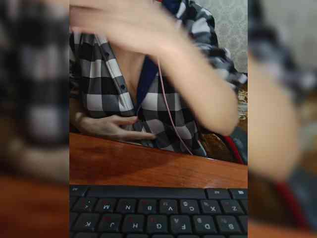 naked_taxi_dispatcher webcam