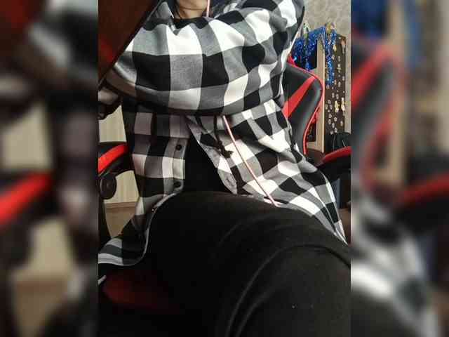 naked_taxi_dispatcher webcam