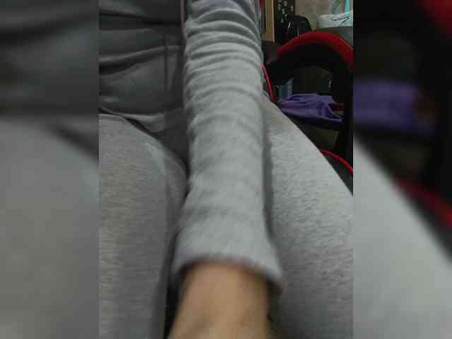 naked_taxi_dispatcher webcam