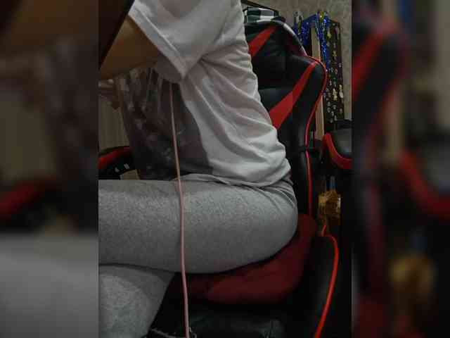 naked_taxi_dispatcher webcam