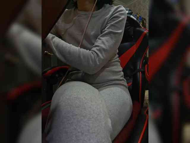 naked_taxi_dispatcher webcam