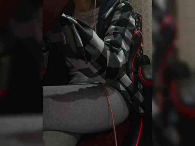 naked_taxi_dispatcher webcam