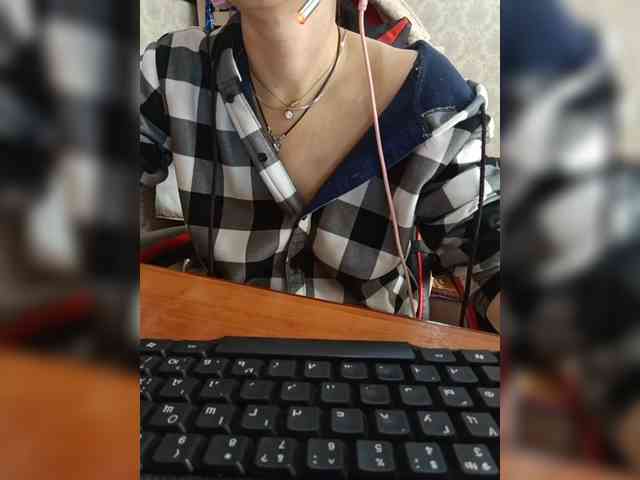 naked_taxi_dispatcher webcam