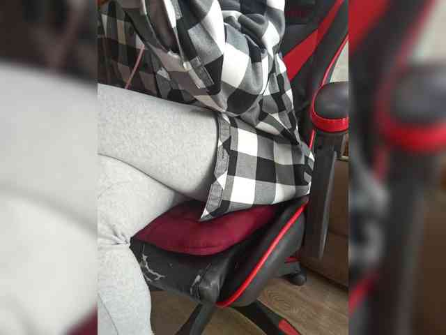 naked_taxi_dispatcher webcam