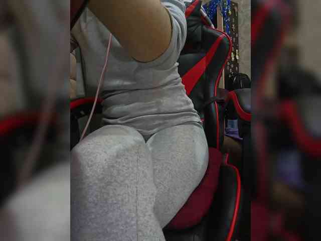 naked_taxi_dispatcher webcam