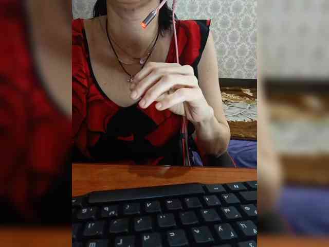 naked_taxi_dispatcher webcam