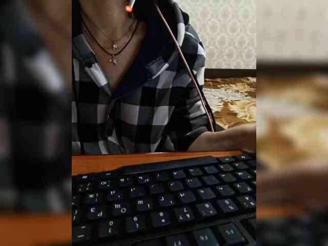 naked_taxi_dispatcher webcam