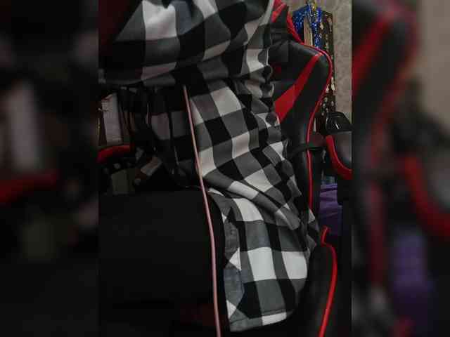 naked_taxi_dispatcher webcam