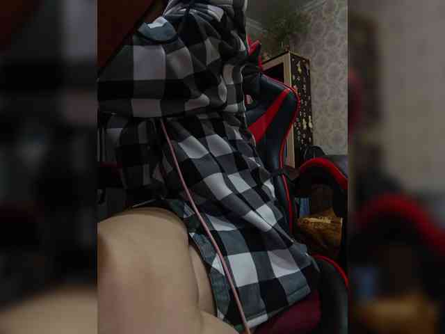 naked_taxi_dispatcher webcam