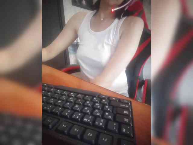 naked_taxi_dispatcher webcam