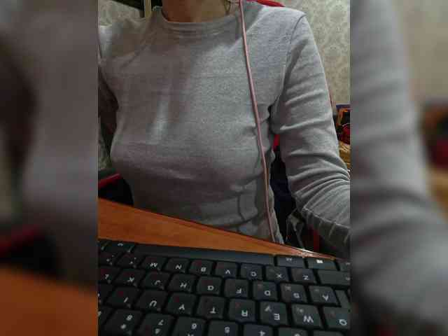 naked_taxi_dispatcher webcam