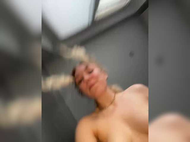 Janchi-'s BongaCams show and profile