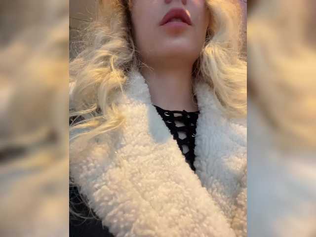 Janchi-'s BongaCams show and profile