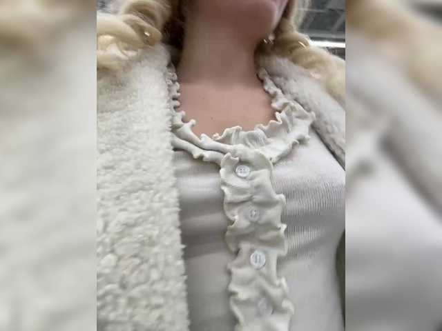 Janchi-'s BongaCams show and profile