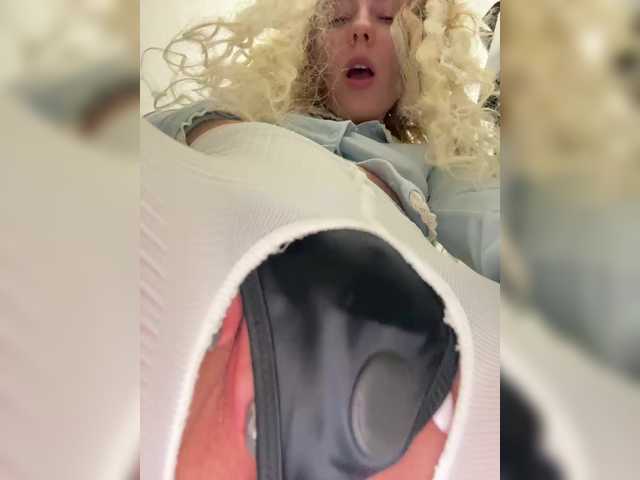 Janchi- from BongaCams is Freechat