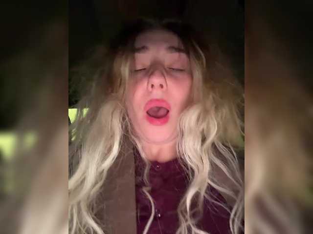 Janchi-'s BongaCams show and profile