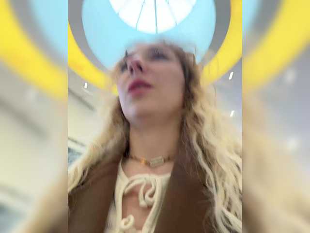 Janchi-'s BongaCams show and profile