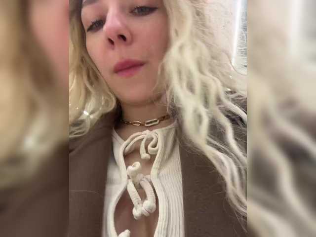 Janchi-'s BongaCams show and profile