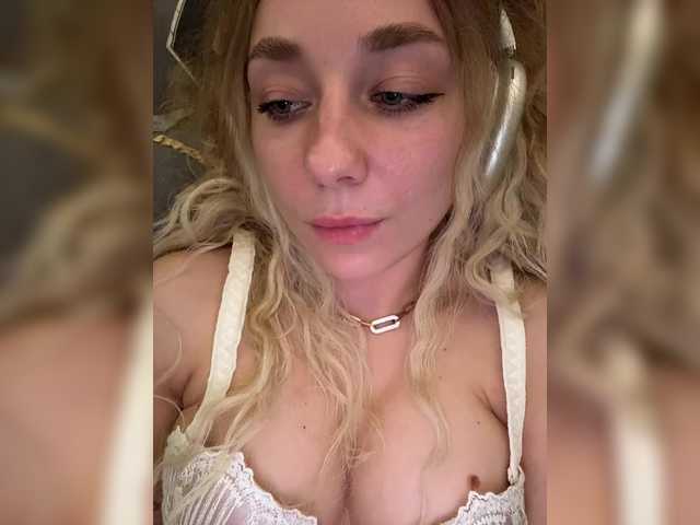 Janchi-'s BongaCams show and profile