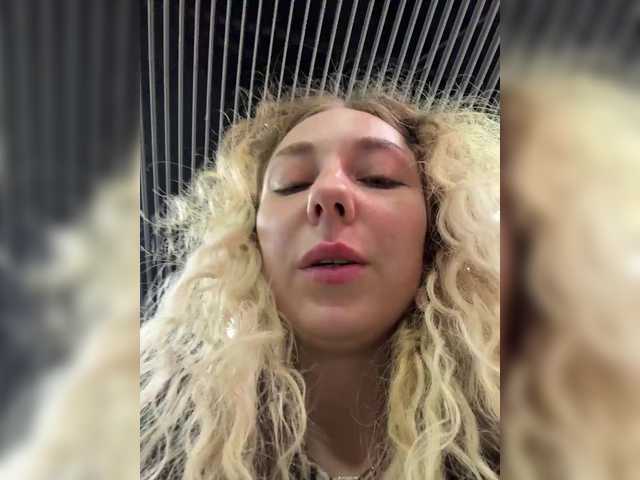 Janchi-'s BongaCams show and profile