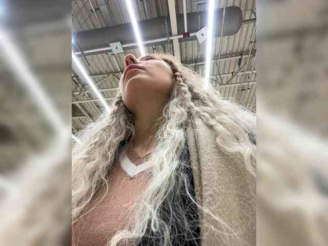 Janchi- Live Webcam on BongaCams