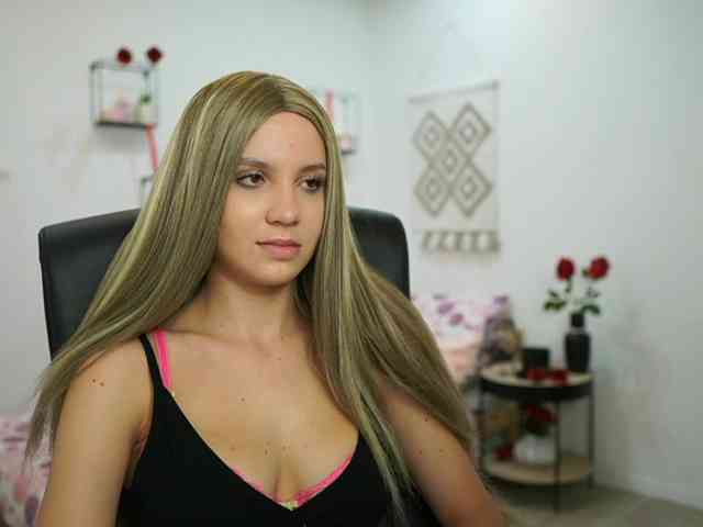 EvelynCage