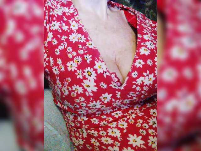 Isabel-LM's BongaCams show and profile