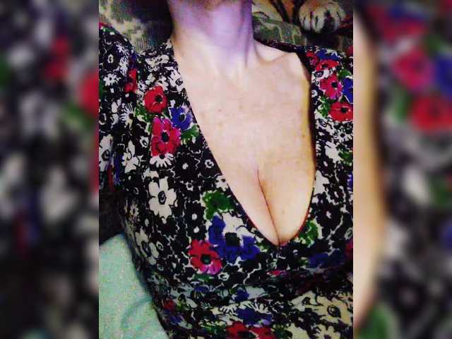 Isabel-LM's BongaCams show and profile