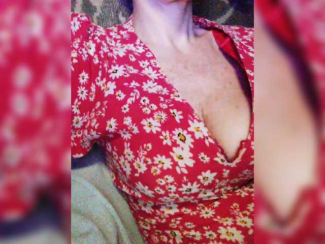 Isabel-LM's BongaCams show and profile