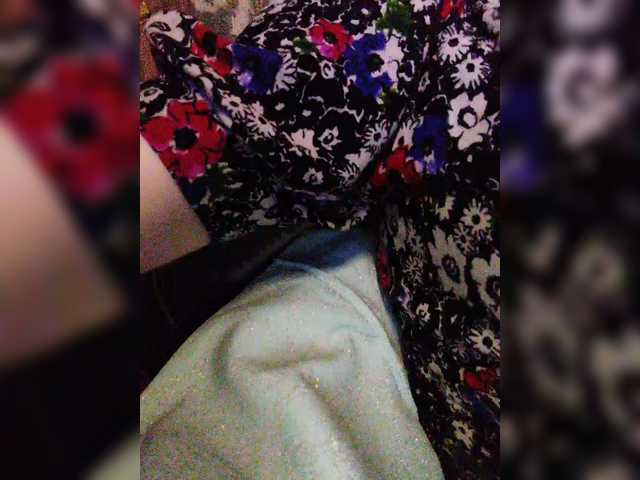 Isabel-LM's BongaCams show and profile