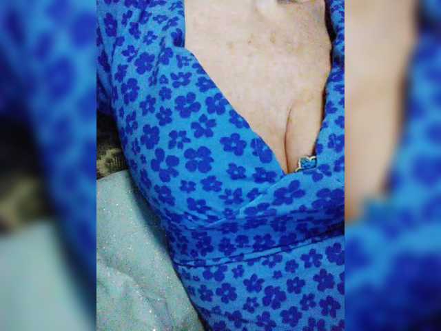 Isabel-LM's BongaCams show and profile