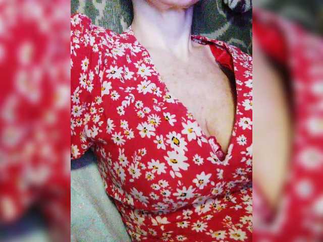 Isabel-LM's BongaCams show and profile