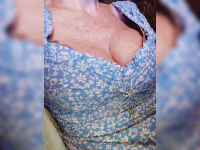 Isabel-LM's BongaCams show and profile