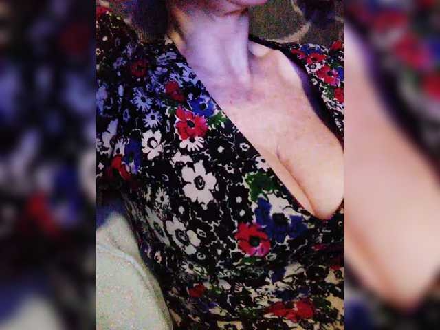 Isabel-LM's BongaCams show and profile