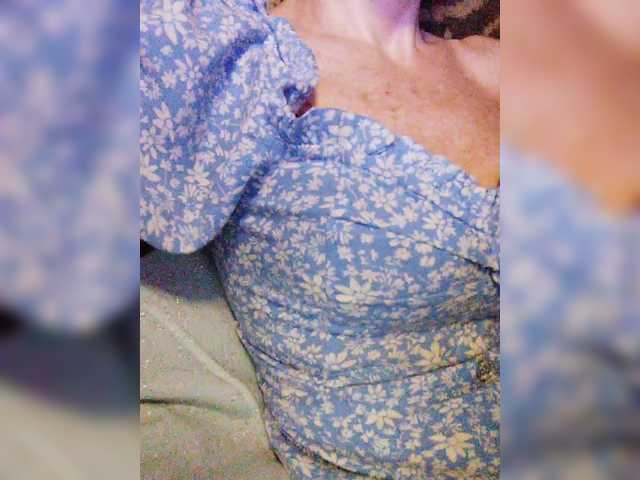 Isabel-LM's BongaCams show and profile