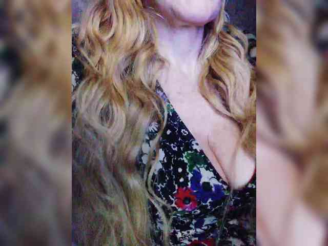 Isabel-LM Live Webcam on BongaCams