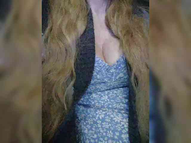 Isabel-LM Live Webcam on BongaCams