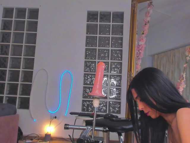 JassyeJoy's BongaCams show and profile