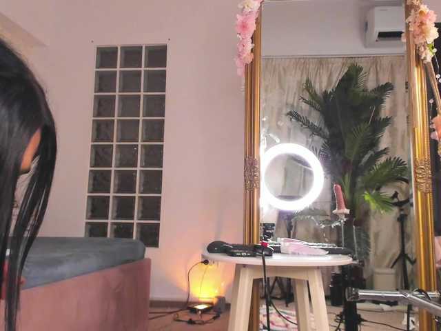 JassyeJoy's BongaCams show and profile