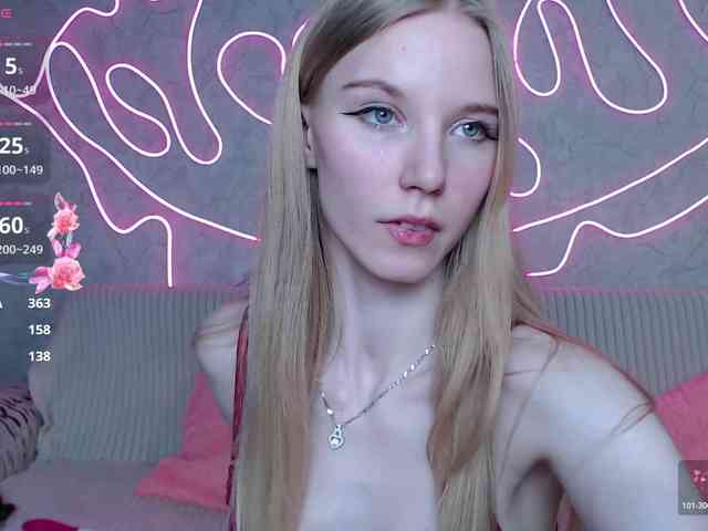 cutieblondegirl webcam