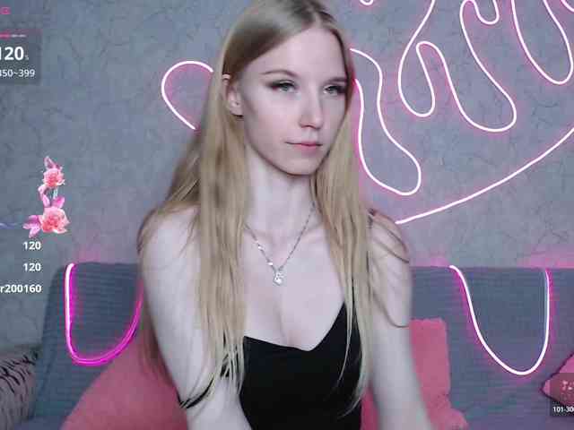 cutieblondegirl webcam