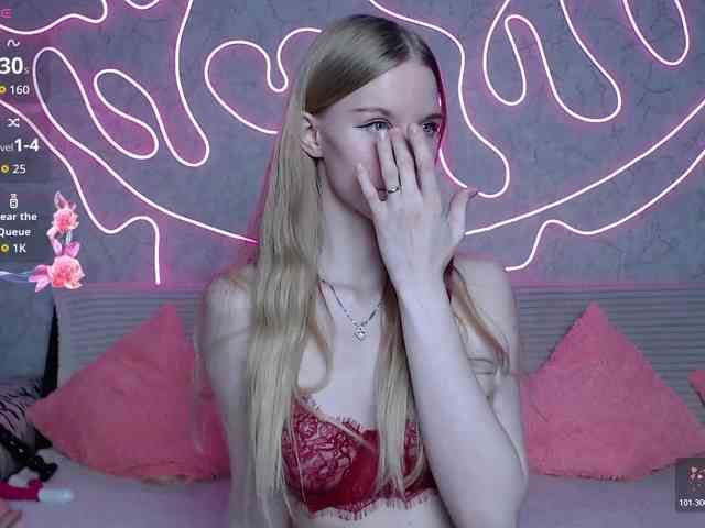 cutieblondegirl webcam