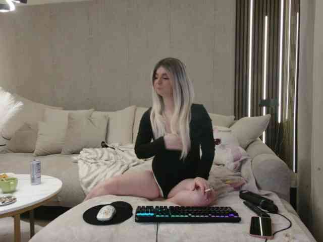 SarahAnn_Official webcam