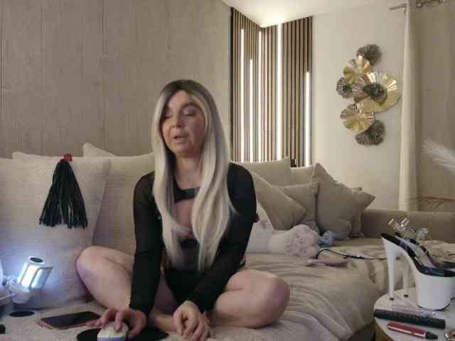 SarahAnn_Official webcam