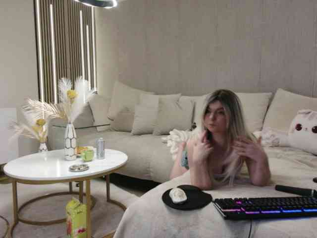 SarahAnn_Official webcam