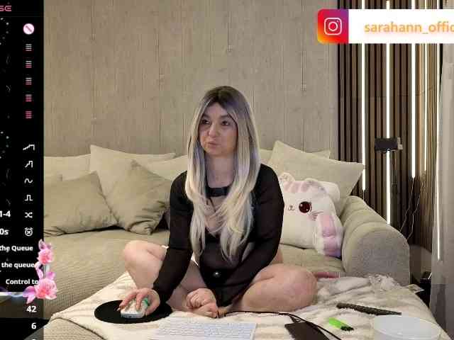 SarahAnn_Official webcam