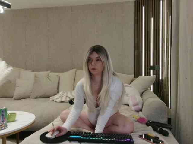 SarahAnn_Official webcam