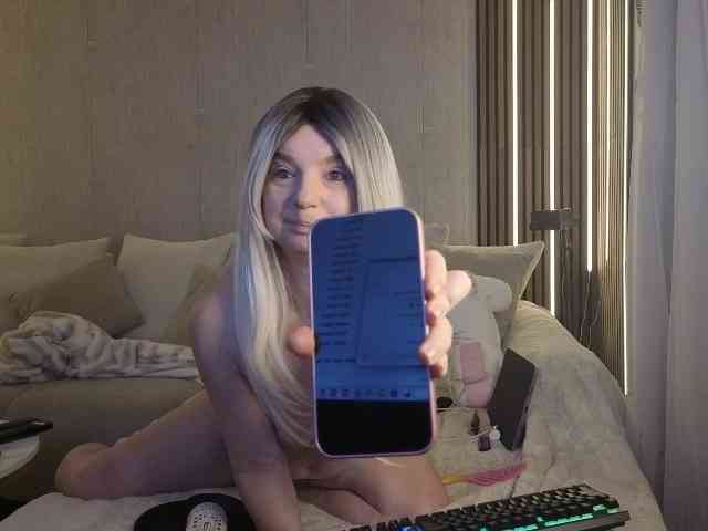 SarahAnn_Official webcam