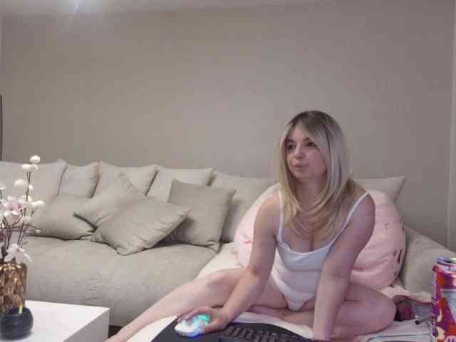 Sarah-Ann webcam