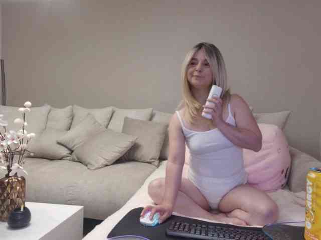 Sarah-Ann webcam